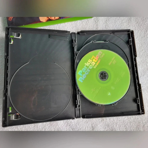 Parks and Recreation Season Two DVD - Picture 4 of 6